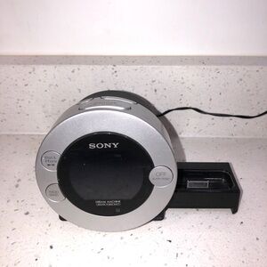 Sony Silver and Black Round Dream Machine Clock Radio with Dock